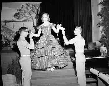 beauty pageant girls